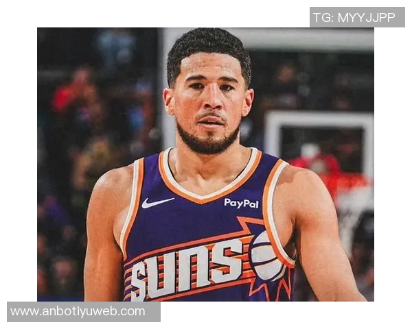 布克职业生涯得分突破17000分创21世纪第八快里程碑