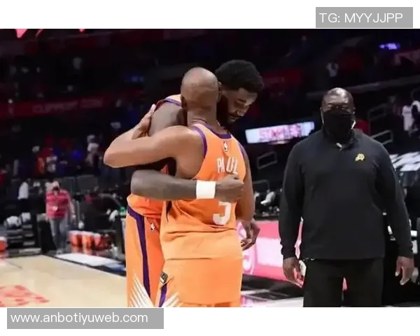 快船薪资专家分析桑德斯转正与保罗裁掉对球队薪资影响